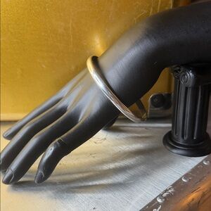 Elegant Vintage Sterling Silver-with smooth finish Bracelet